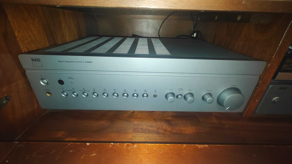 Wzmacniacz NAD 355 BEE