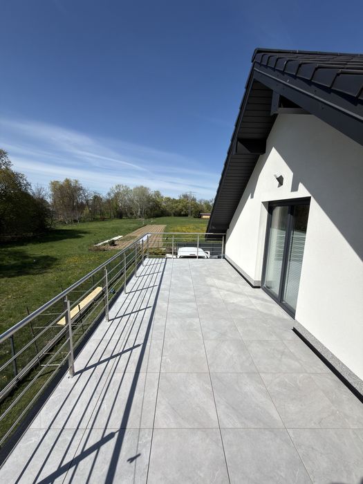 Hydroizolacja taras balkon dach membrana pcv epdm