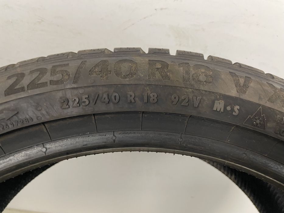 225/40R18 92V Continental WinterContact TS870P