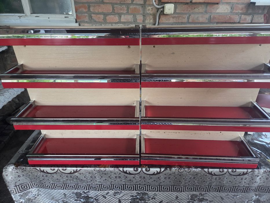 Продам полички для гель-лаків