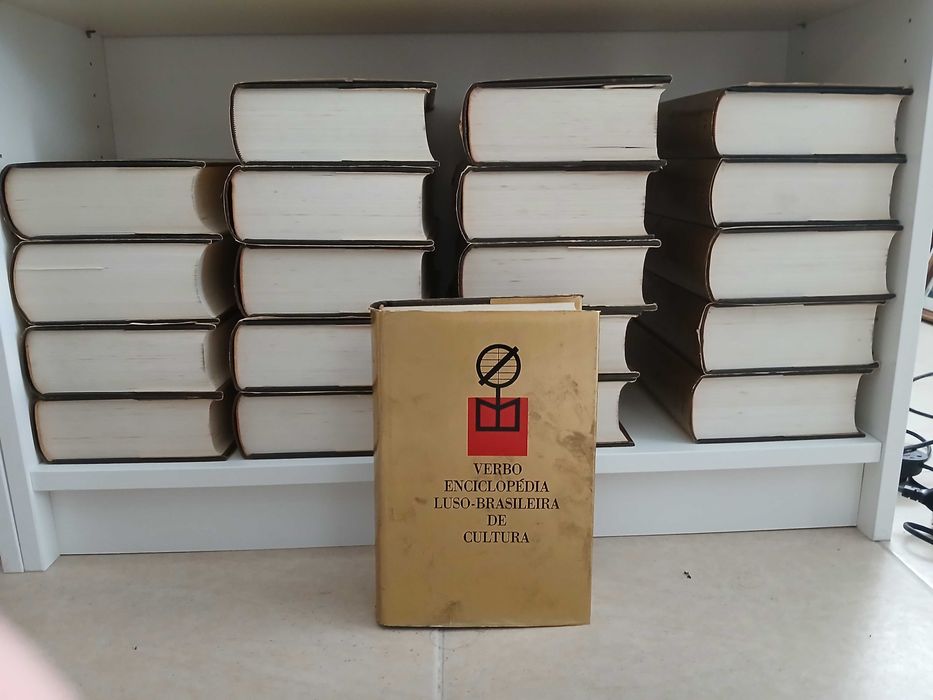 Enciclopedia Luso Brasileira 55Vol  Armorial + Nobreza + Cultura 20Vol