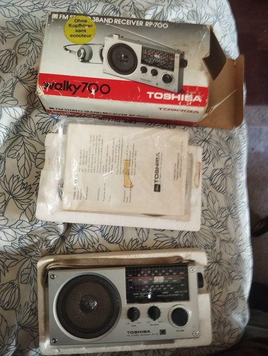 Rádio Toshiba RP-700