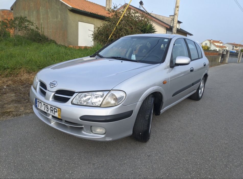 Nissan Almera 2.2Di- 5P 2001