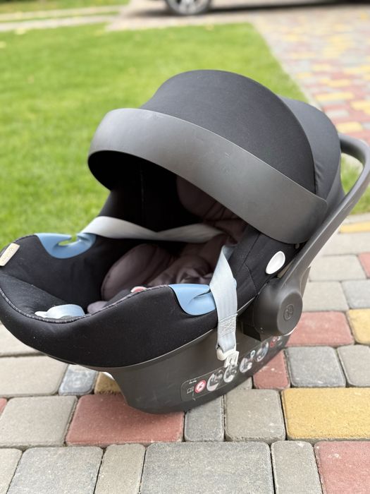 Cybex Aton M i-Size