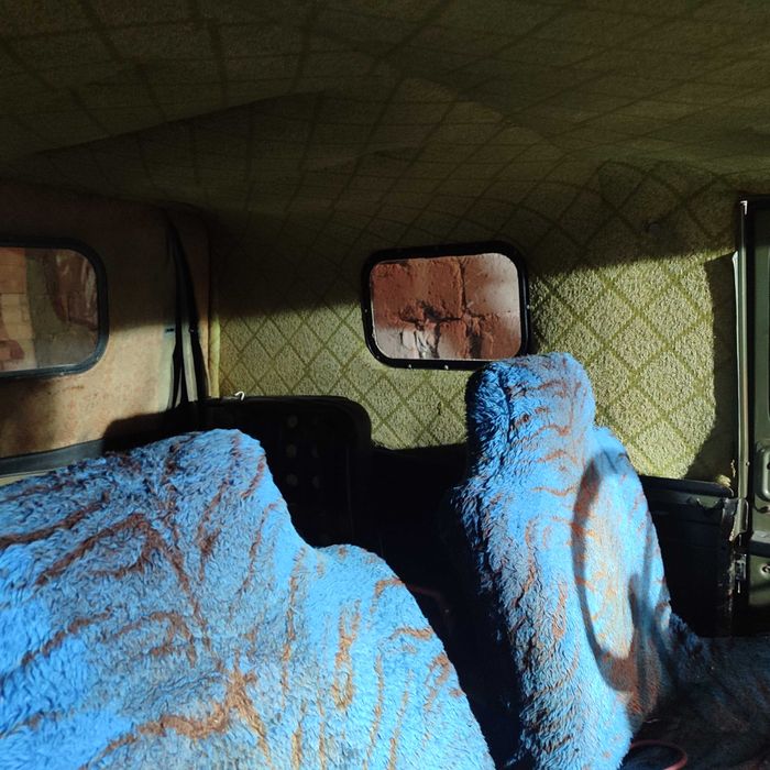 Продам луаз треба трохи робити.