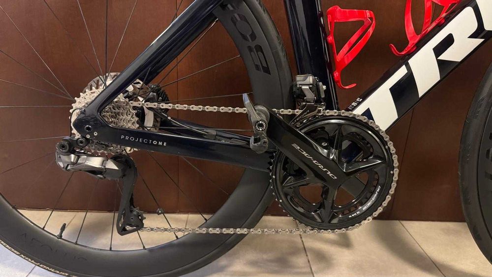 Madone SLR7 GEN6 54, malowanie  Trek Segafredo