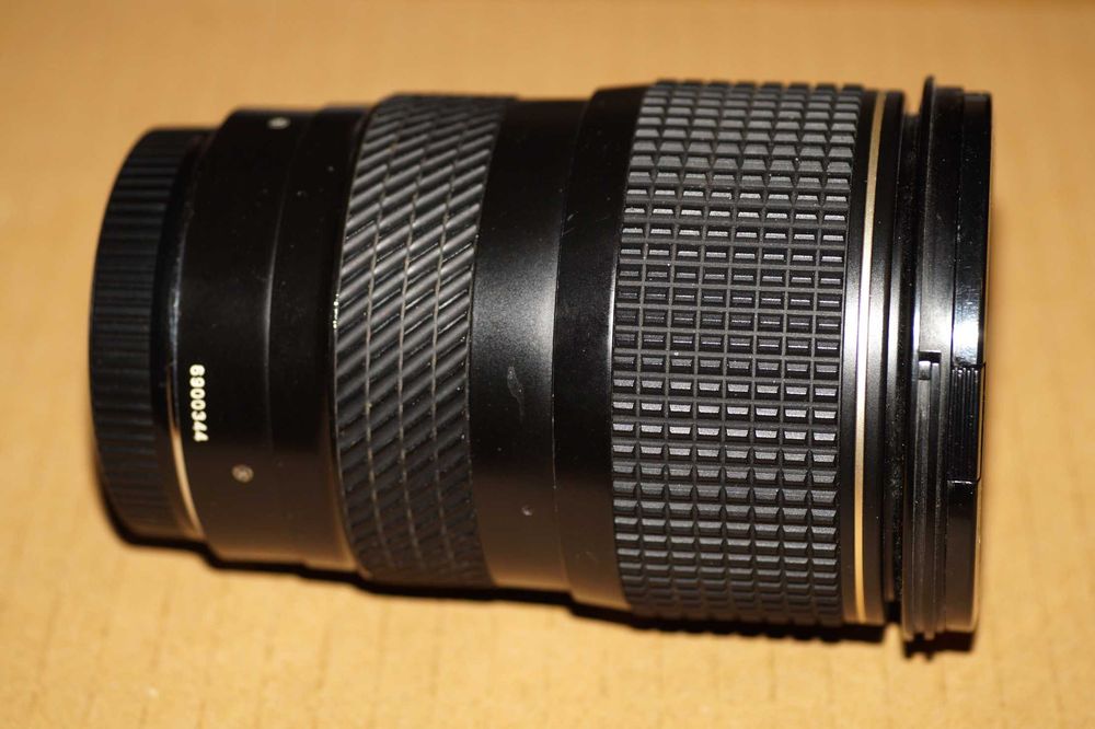 Tokina AF 28-70mm f/2.8 AT-X Pro для Canon