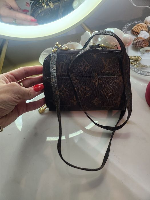 Louis Vuitton mała torebeczka