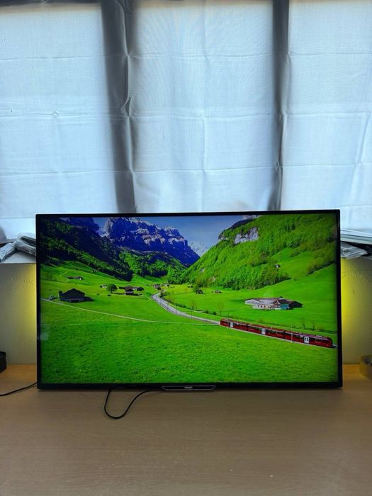 Телевізор Philips / 47” / Full HD / Smart TV / Ambilight