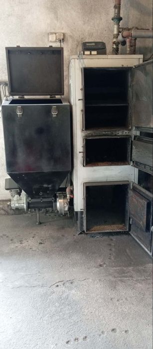 Piec z podajnikiem ślimakowym SARGAS RW 25kW