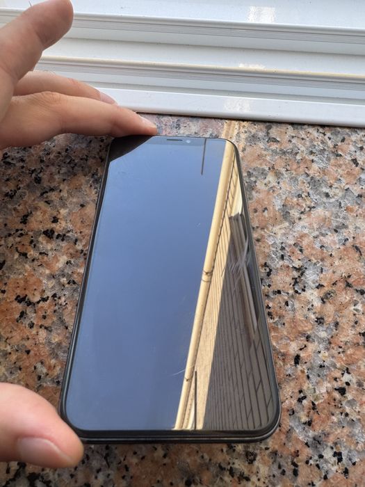 Iphone XR 64 GB - Avariado / Não liga