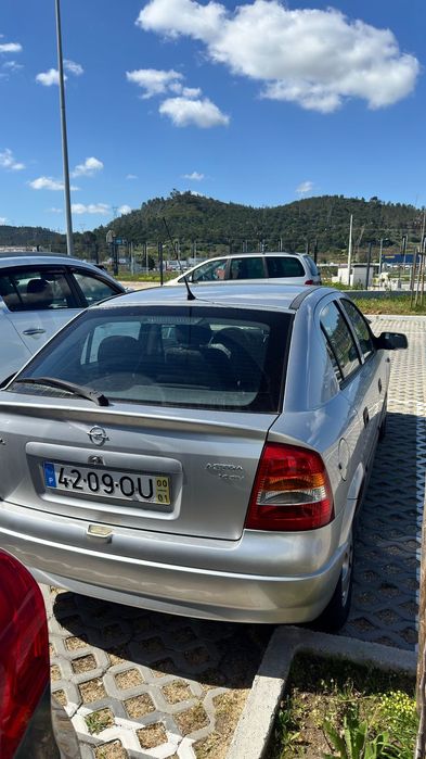 Opel Astra 1.4 100