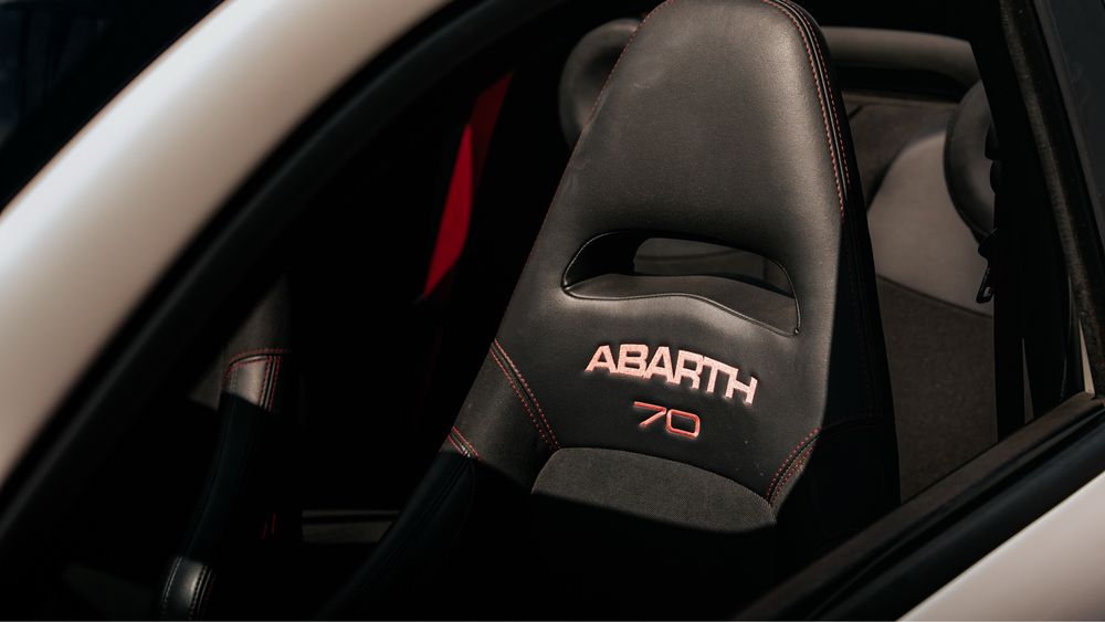 Abarth 500c  595 esseesse 70 anos