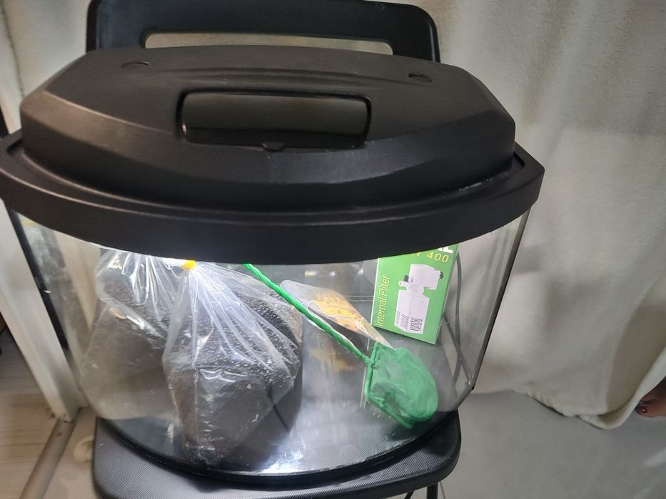 Akwarium do rybek pojemność 30l...