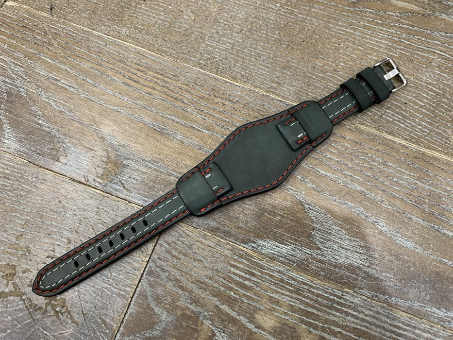 Объемный ремешок с напульсником ручной работы из натуральной кожи
