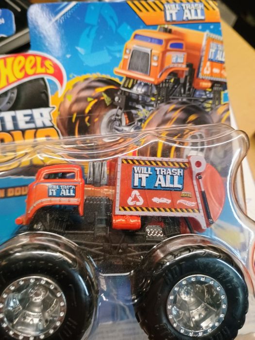 Hot Wheels monster truck gotta dump nowy zestaw resorkow