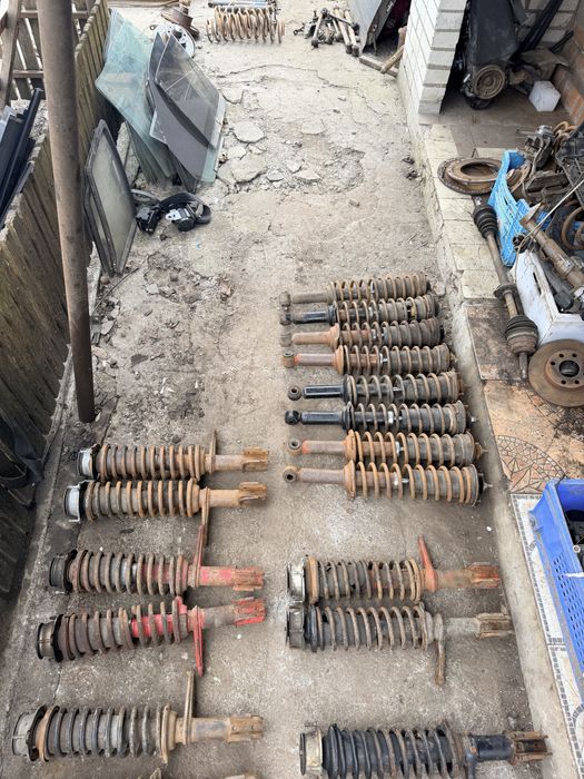 Стойки перед зад Таврія Славута Дана