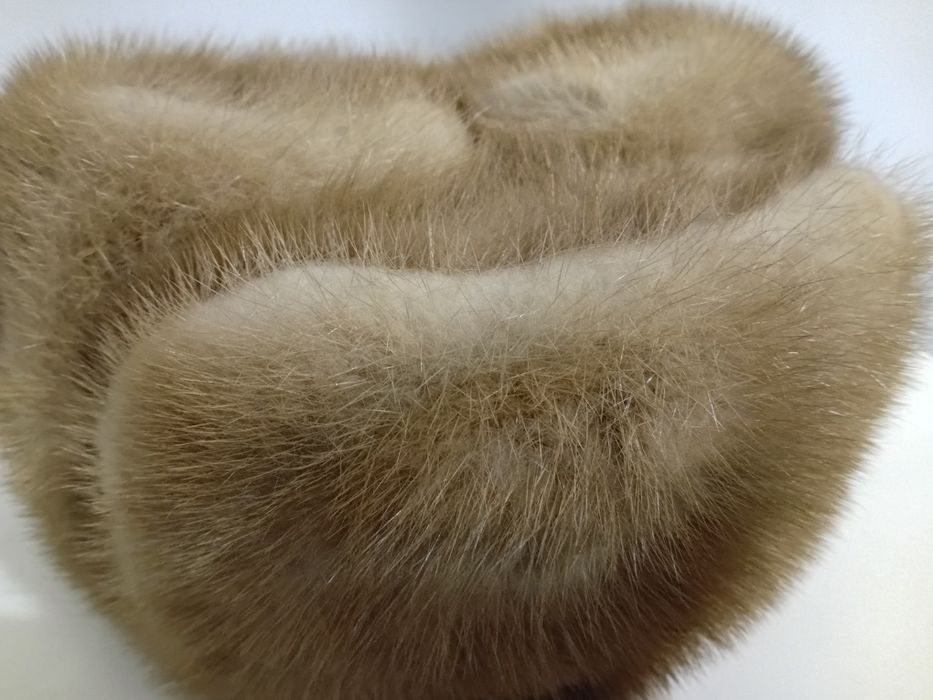 Шапка чоловіча із хутра норки