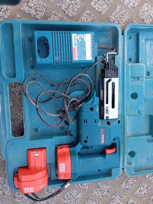 Parafusadora Makita a bateria para Pladur nova