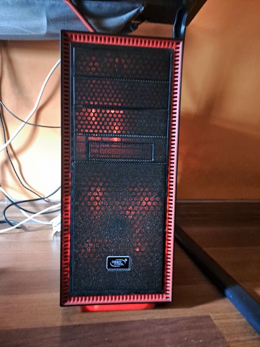 Corsair CX650M / Pentium G4600 / Gigabyte B250-D3H /DeepCool Tesseract