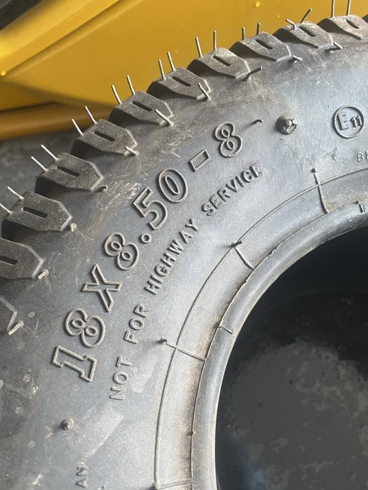 2x18/8.5r8 BKT kostka