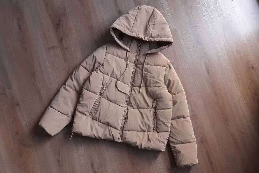 Курточка 154-164 см нова