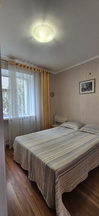 Продам 3-х комнатную, ул.Парковая,70м2, этаж газ