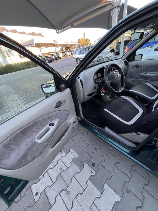 Ford Fiesta 98 verde
