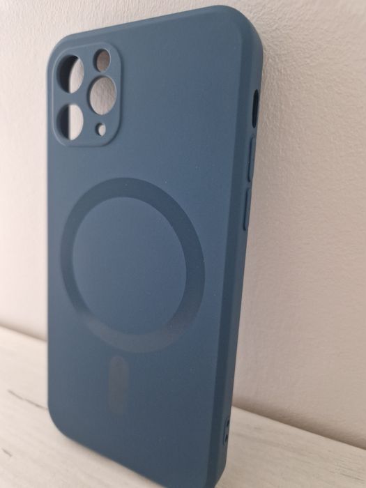 Etui TEL PROTECT MagSilicone Case do Iphone 11 Pro Granatowy