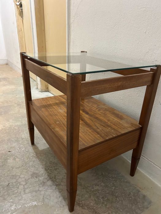 2 Mesas de Cabeceira em Madeira