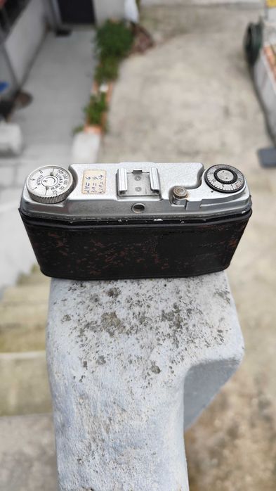 Máquina fotográfica analógica antiga - Ilford