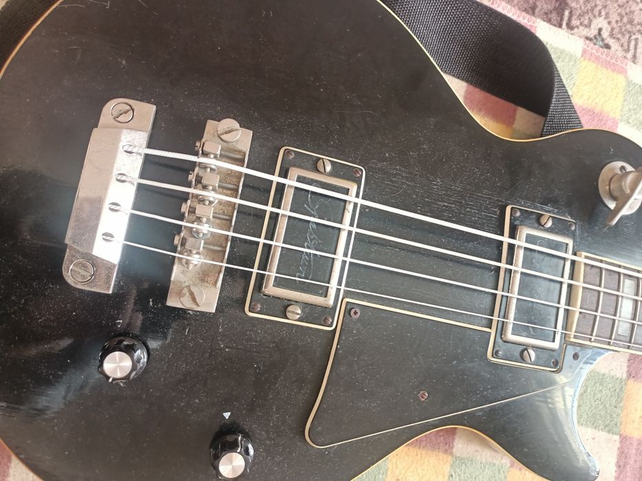 Бас гитара Diamand