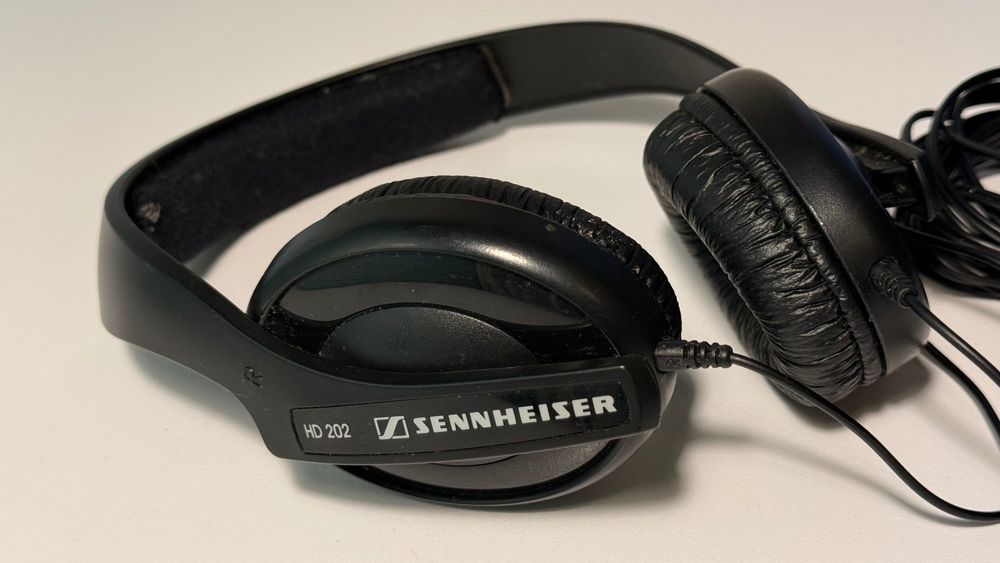 SENNHEISER - Auscultadores Profissionais