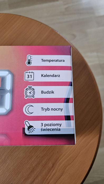 Zegarek led podświetlany budzik temp. data - nowy