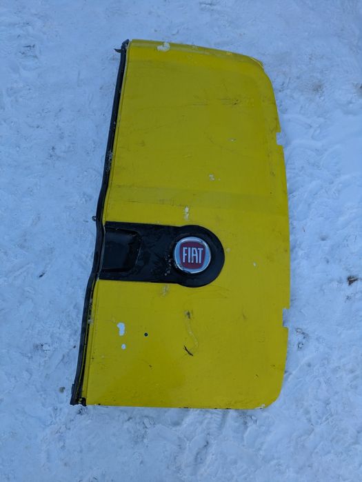 Задня права дверка дверцятазадні fiat doblo 2