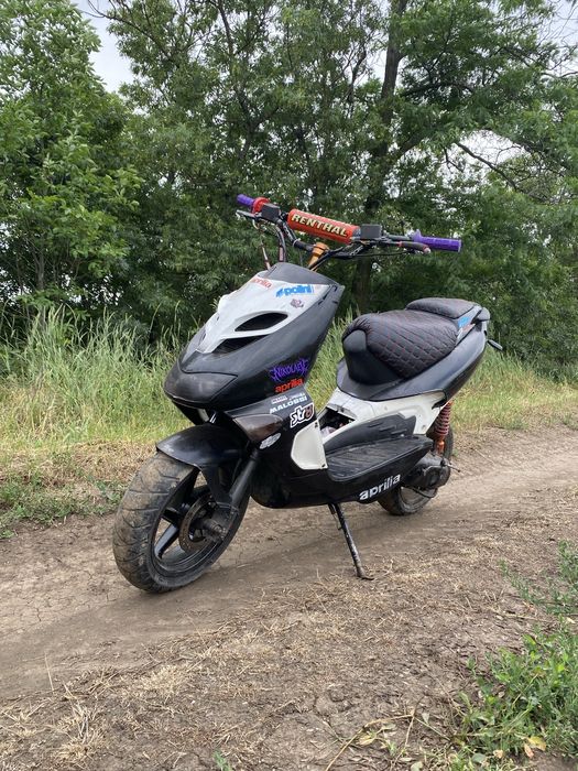 Продам мопед Aprilia