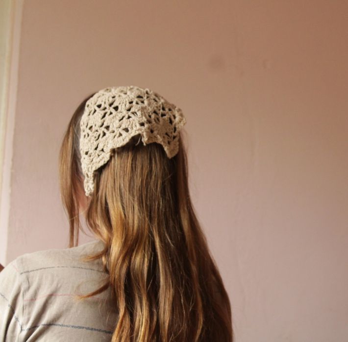 Bandana beżowa ażurowa