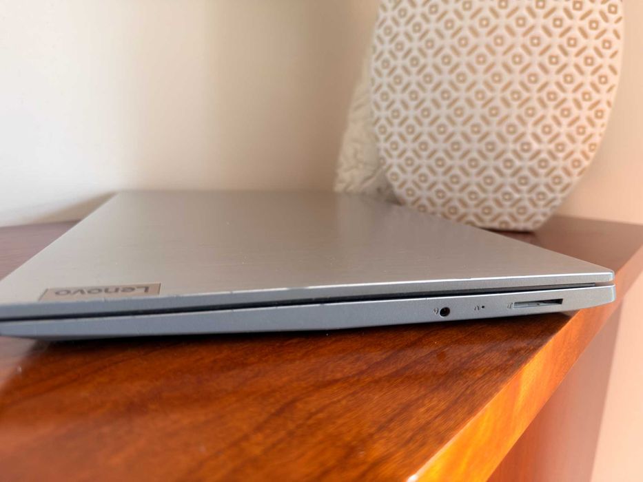 Lenovo IdeaPad 3-15IML05|i7-10510u|20Gb Ram|Ssd 512Gb|Geforce MX330|