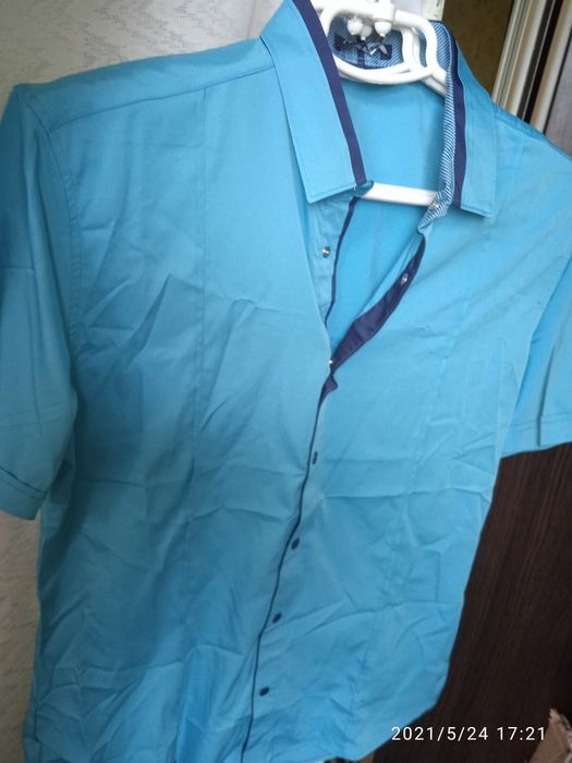 Новая  срочно рубашка