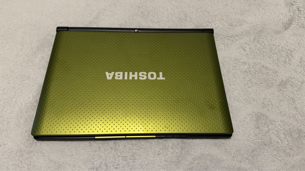 Laptop Toshiba mini