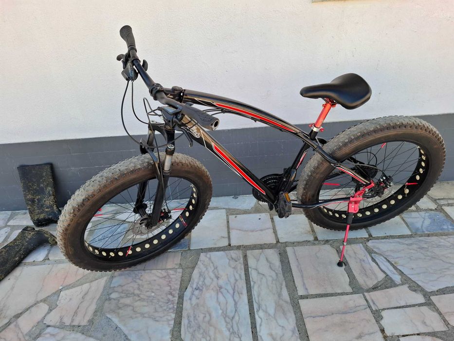 Fat bikes bom estado