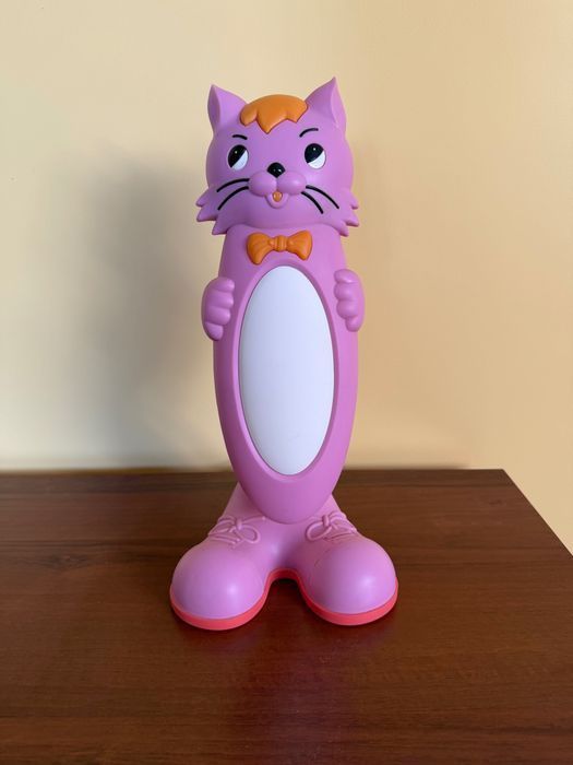 Lampka na biurko kotek