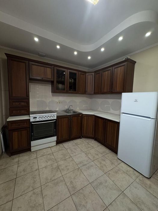 Продаж 1 к  з ремонтом !! м. Вишневе