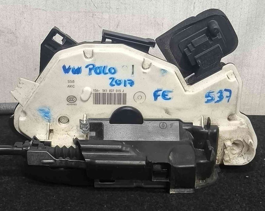 Fechadura / Fecho Porta Esquerdo VW POLO V (6R1, 6C1) ano 2017