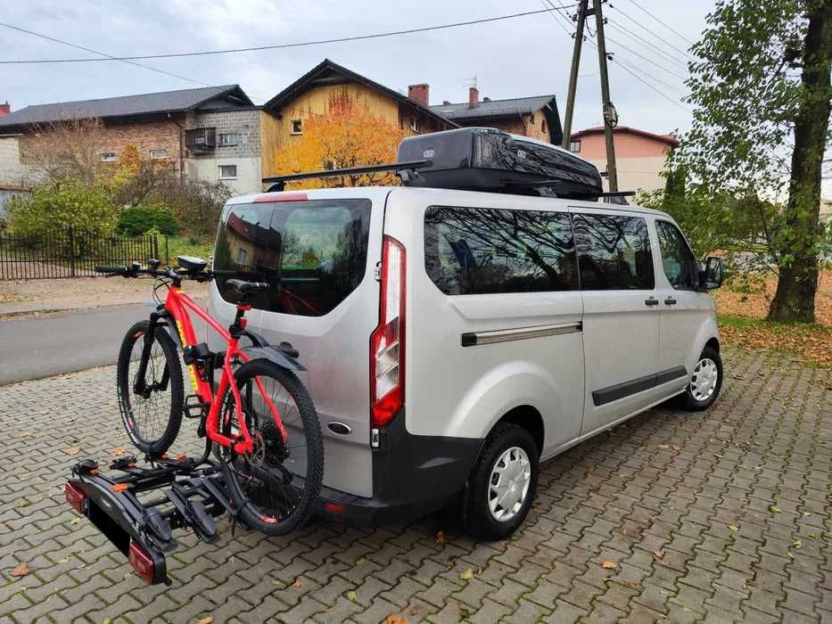Wynajem busa 9 osobowego, wyjazdy krajowe i zagraniczne + BOX dachowy