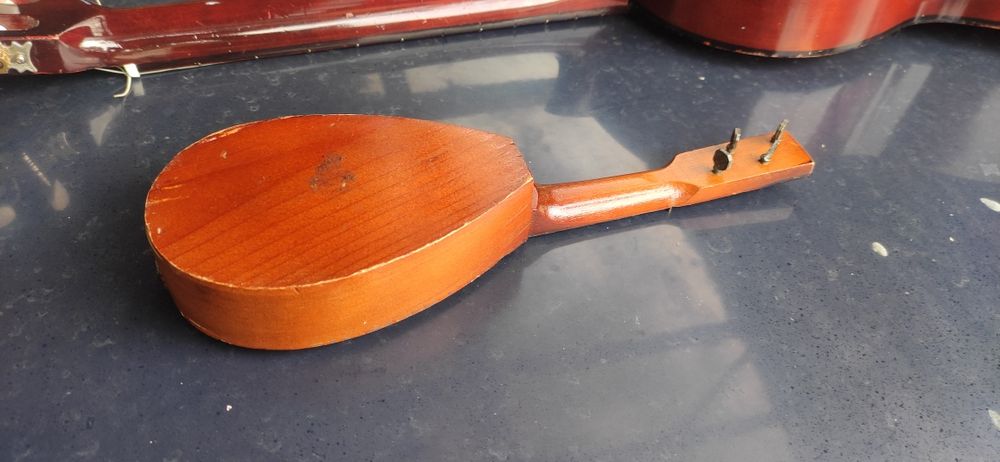 Gitara mini drewno ładnie zachowana