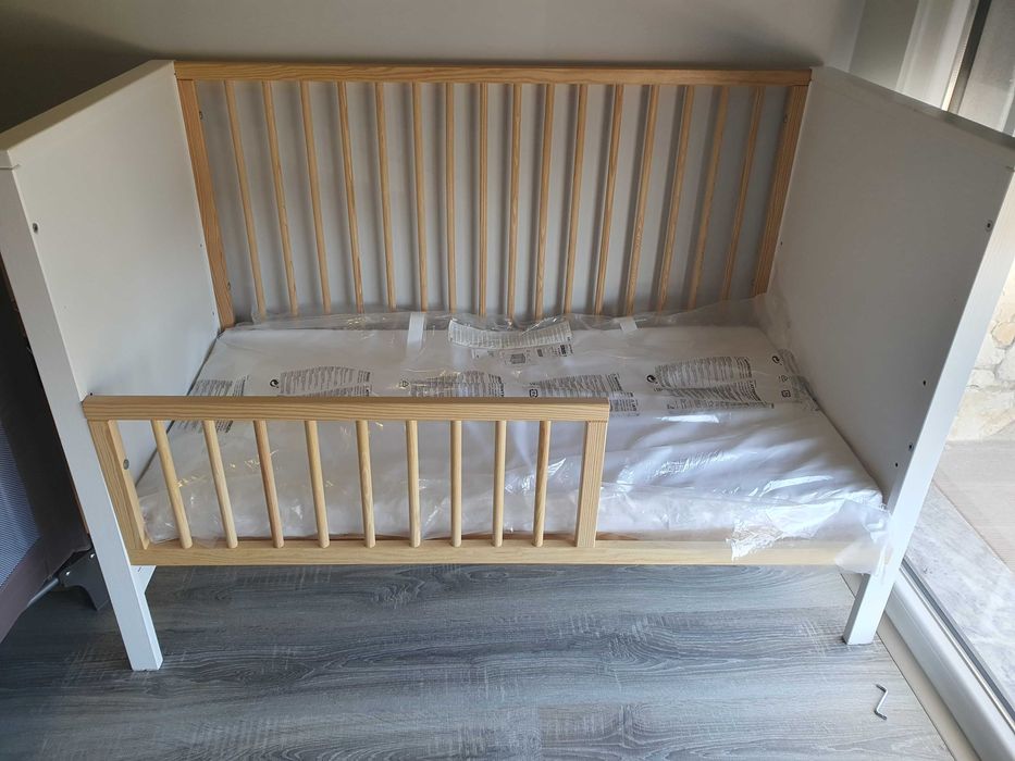 [NEGOCIÁVEL] Berço + colchão Kinderkraft Mia
