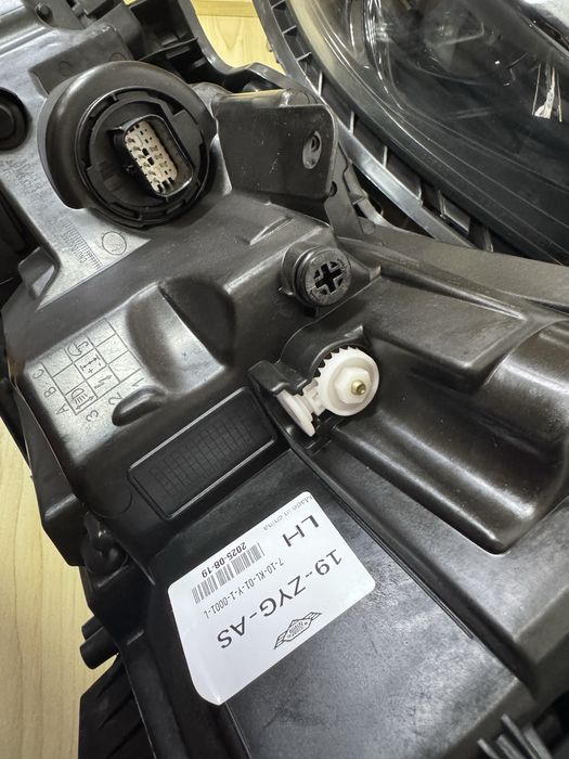 Jeep Cherokee 2018-2022 р, передні фари