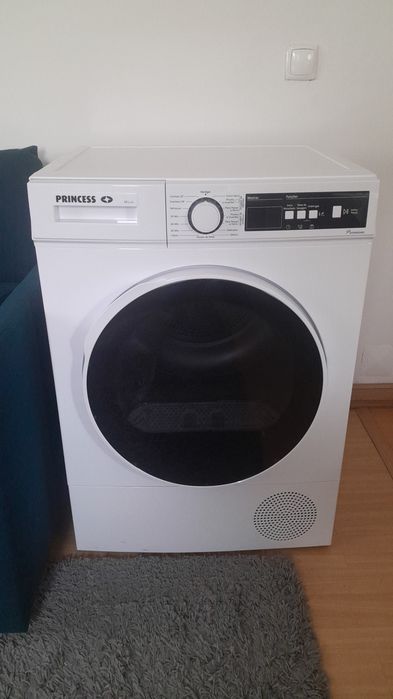 Máquina de secar roupa