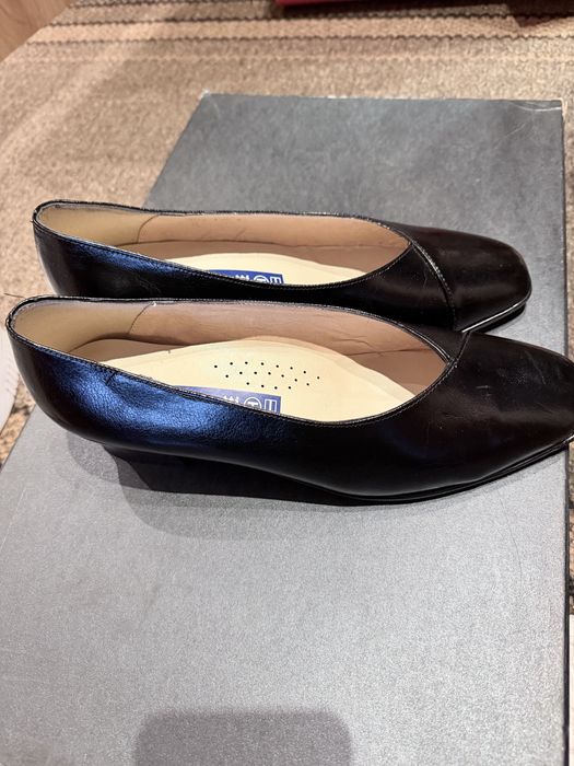 Шкіряні туфлі жіночі нові